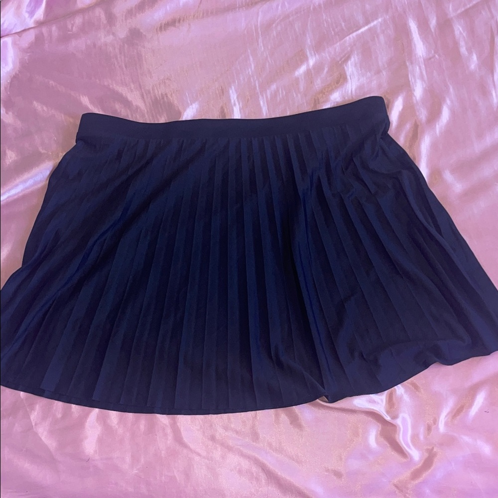 H&M Navy Blue Skirt 💙